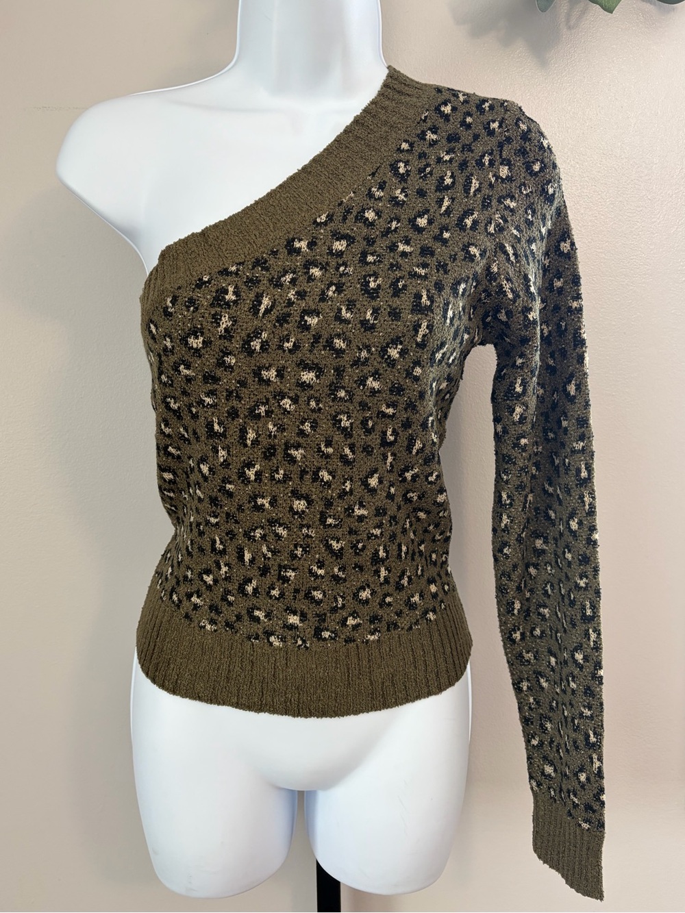 NWT easel Olive Leopard One-Shoulder Knit Sweater